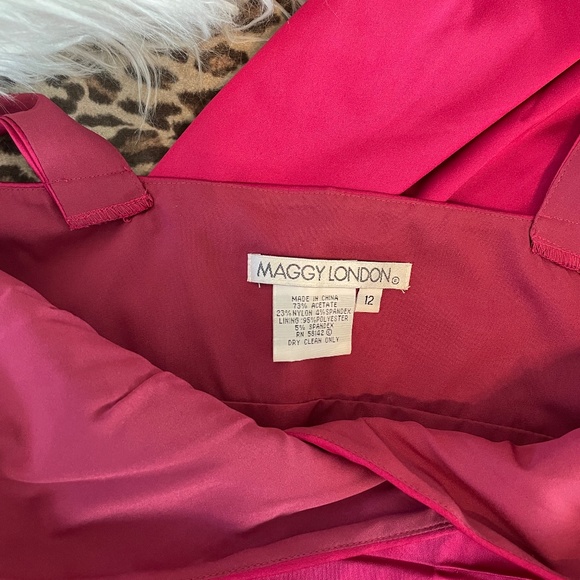 Maggy London Satin Dress with Pleating Detail. Size 12. - Picture 4 of 5